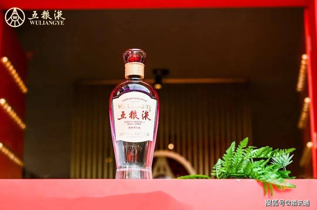 五粮液“紫气东来”预售超预期，中国低度白酒最高价值标杆呼之欲出