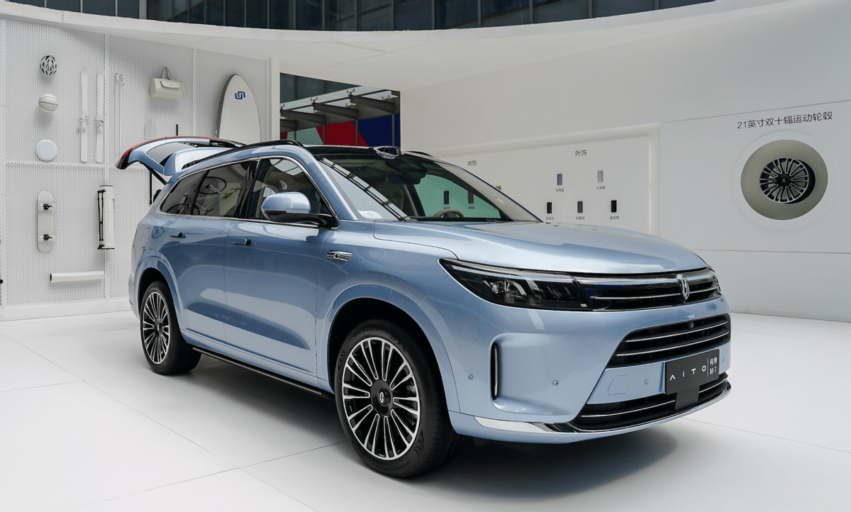 作为融合华为与赛力斯汽车双方领先优势的最新产品,问界新m7在"看得见