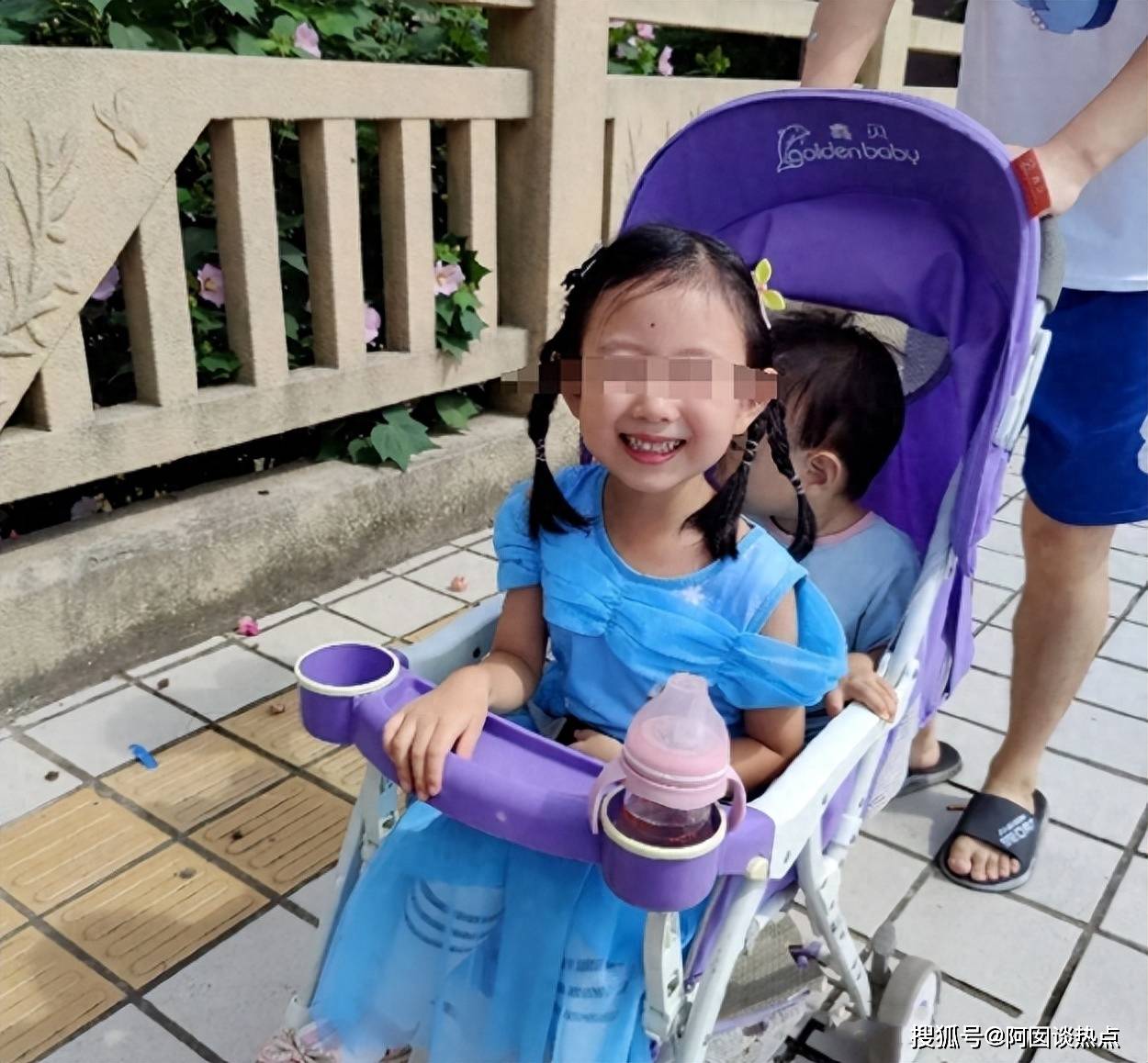 女孩遗体 