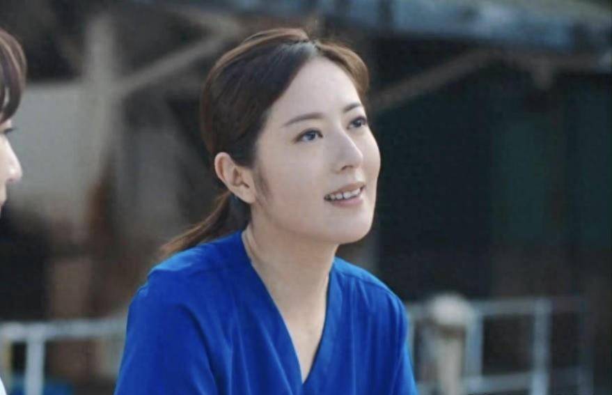 早前更指其会加入古天乐的公司,不过唐诗咏都逐一否认了