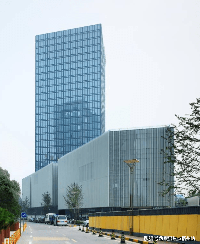 西安曲江文化创意大厦 曲江行政商务区政通大道2号写字楼_距离_雁塔区