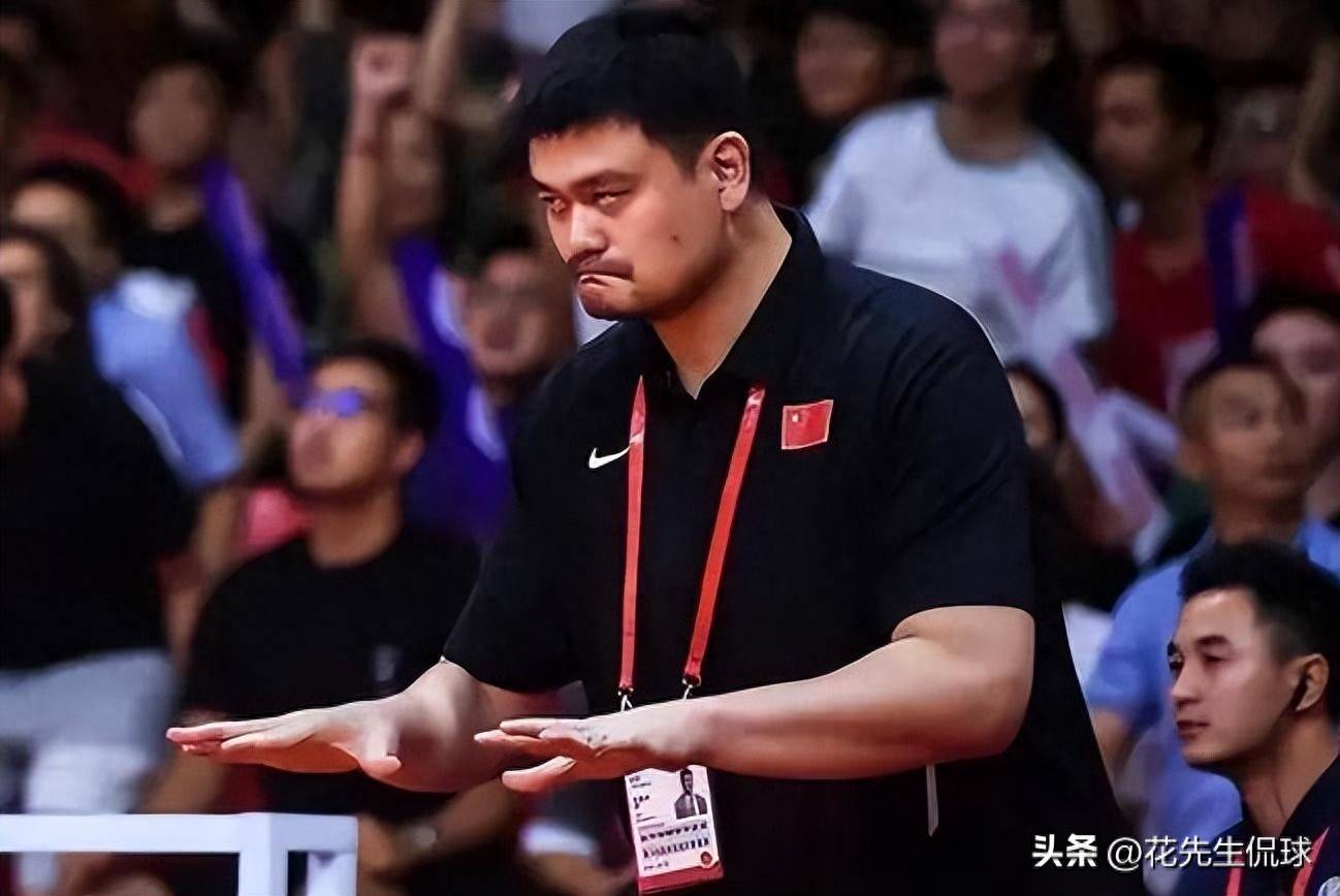 27分9助攻,赵继伟张镇麟合体,他们统治cba的同时也让姚明想哭了_球员