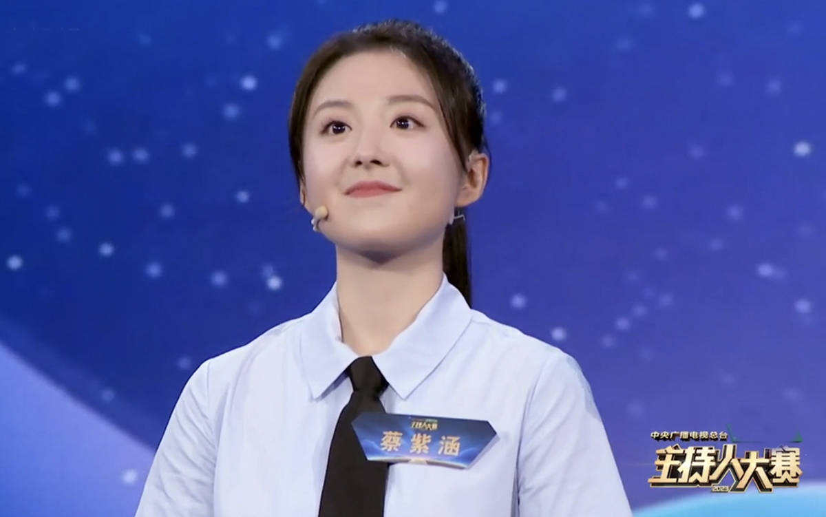 主持人大赛:张靓婧拿第一,清华学霸许吉如惨遭淘汰,湖南台男主持表现