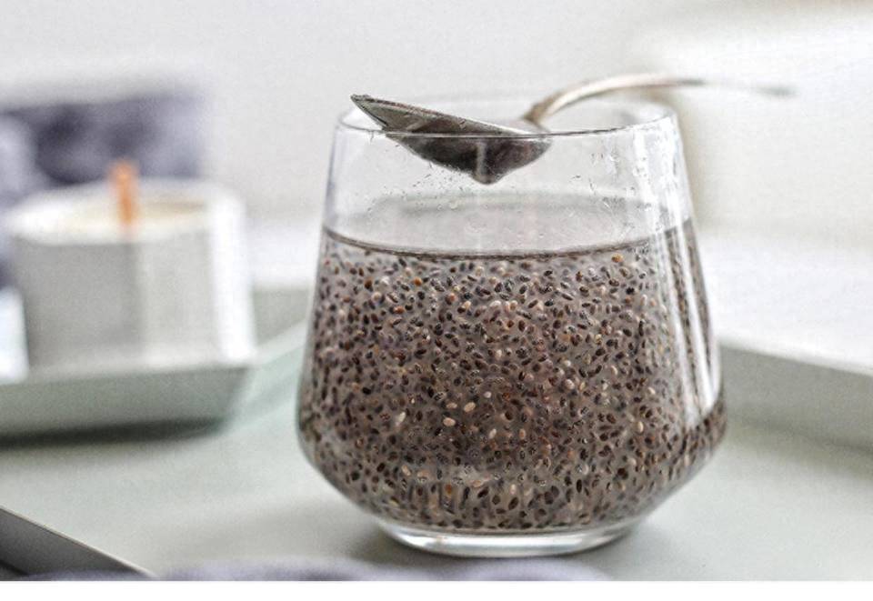 原创
            常吃奇亚籽，6个好处或不请自来，但有3类人不要随便吃，早知为好