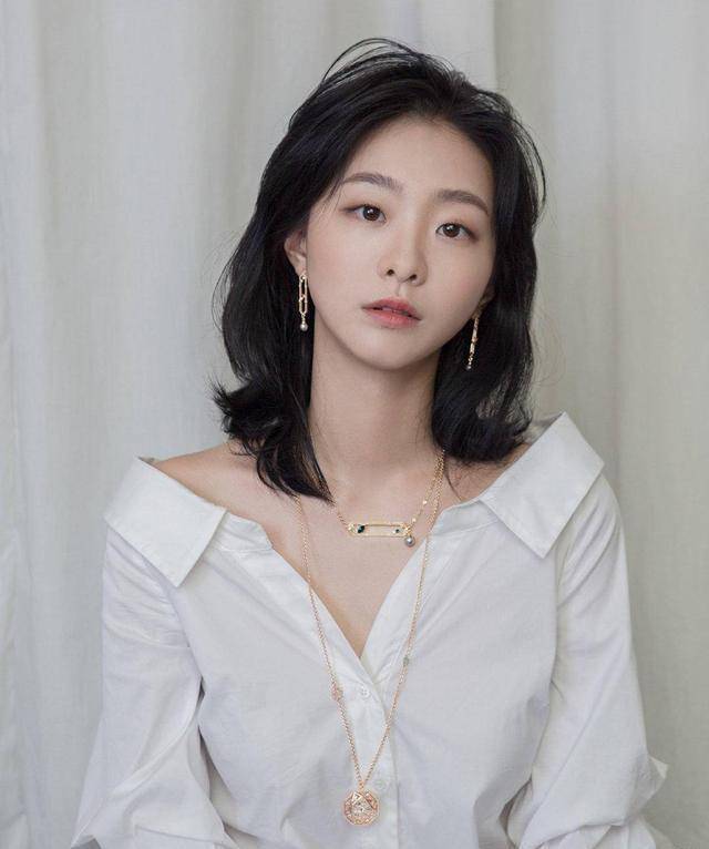 韩国单眼皮"小魔女"演技爆炸 仅用两部戏就被称为怪物新人_电影_影片