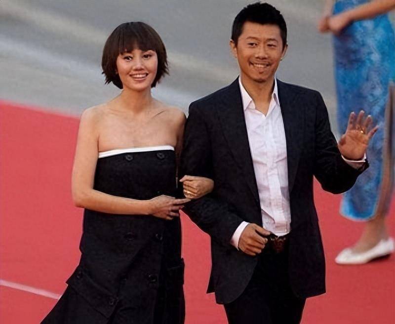 袁泉与夏雨,乖乖女爱上"坏小子"的爱情不卑微_父母_父亲_大姑