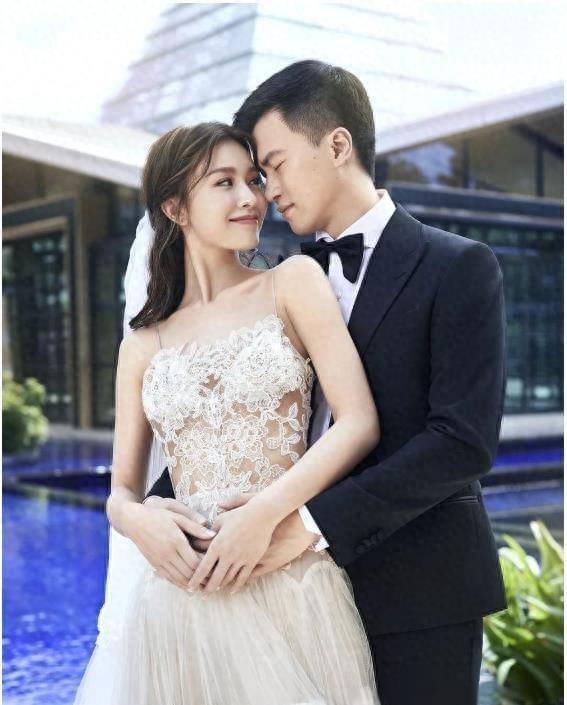 文咏珊:曾三度在公众场合插刀angelababy,后因不当发言险遭封_婚礼