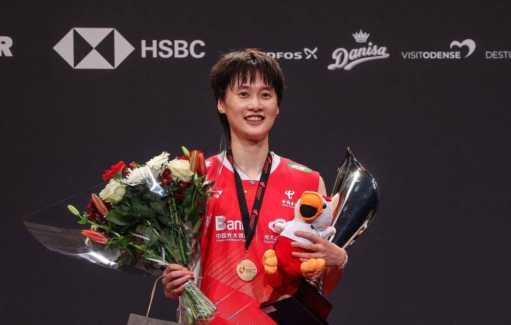 翁泓阳一黑到底,陈雨菲开启2.0,凤凰第七冠_比赛_胜利_丹麦