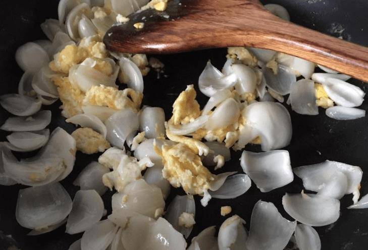 将百合与它混合,称为"清洗冠军",一片片相当于步行半小时,穿最少的