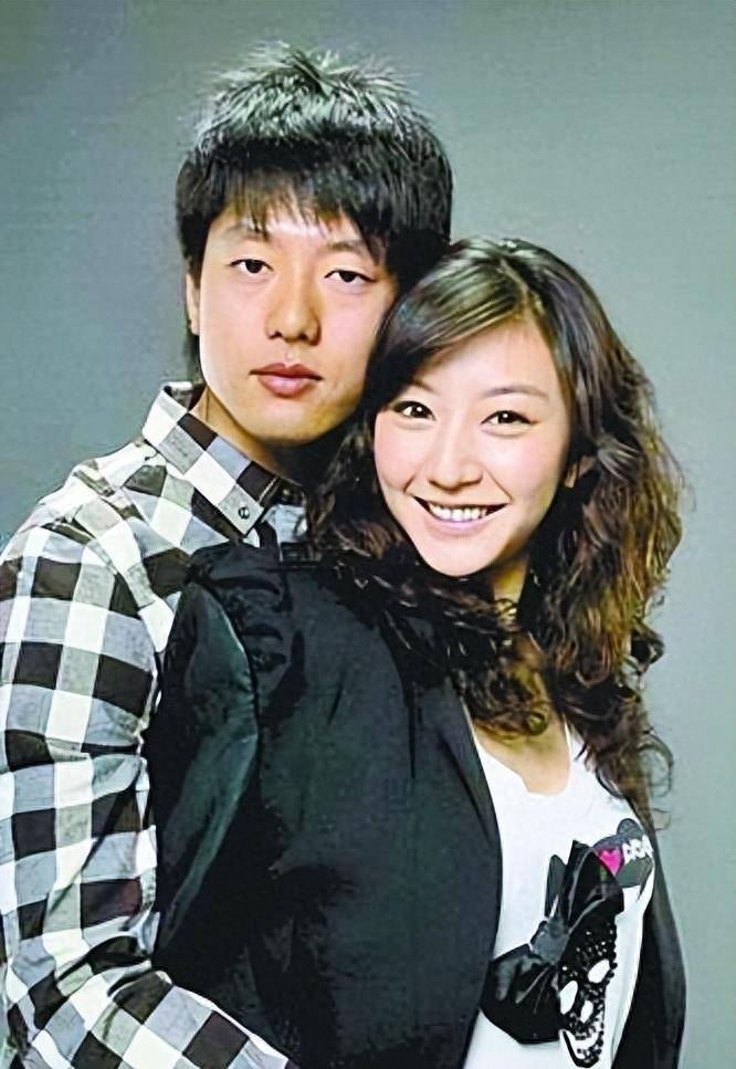 "话题女王"姚晨:被凌潇肃捧红却婚内不忠,遭刘烨曝光婚姻真相_公司