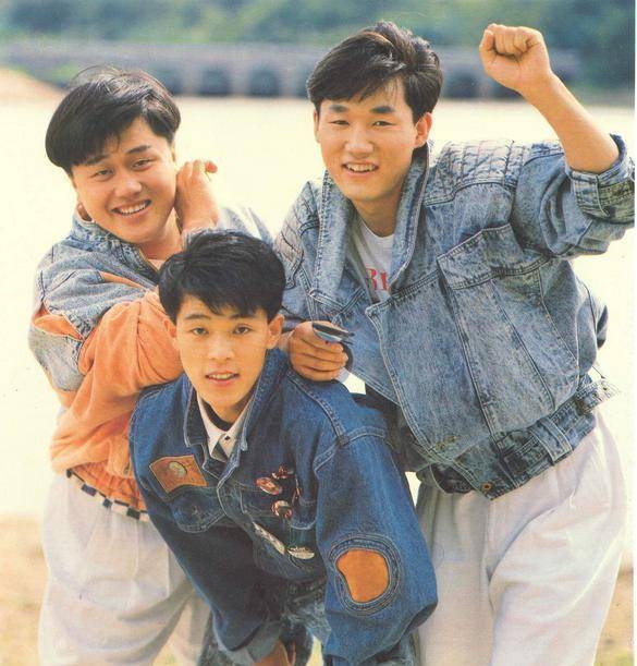 支男团组合,当年在舞台上的表演,可以说为日后的徐太志和孩子们,deux