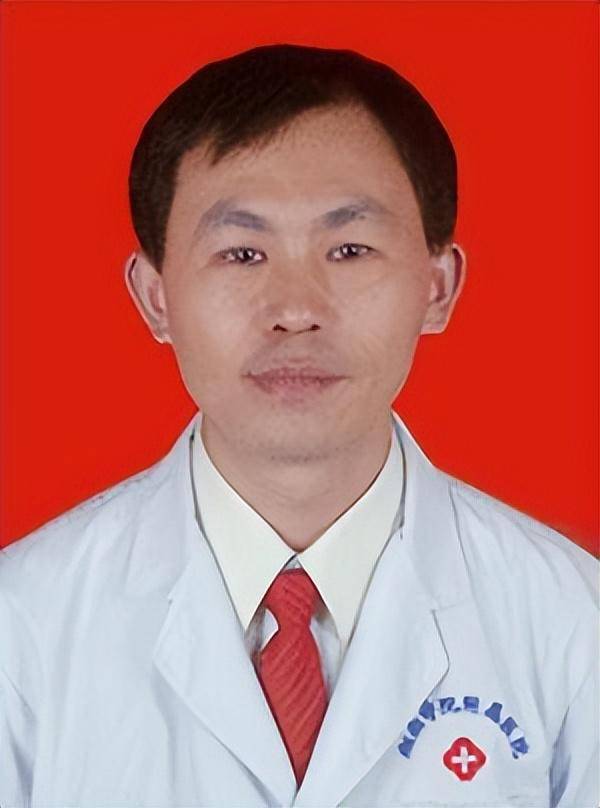 1992年毕业于衡阳医学院临床医学专业,本科,主任医师,教授黄斌副主任