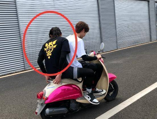 王一博他在观众心中,其实刚开始一直都是有着比较直男的称号,其实这样