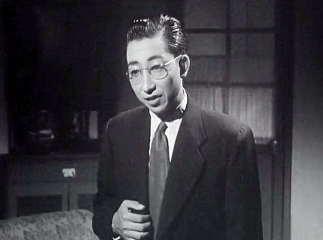 他被黄宗英和上官云珠抛弃,娶交际花为妻,和妻子共