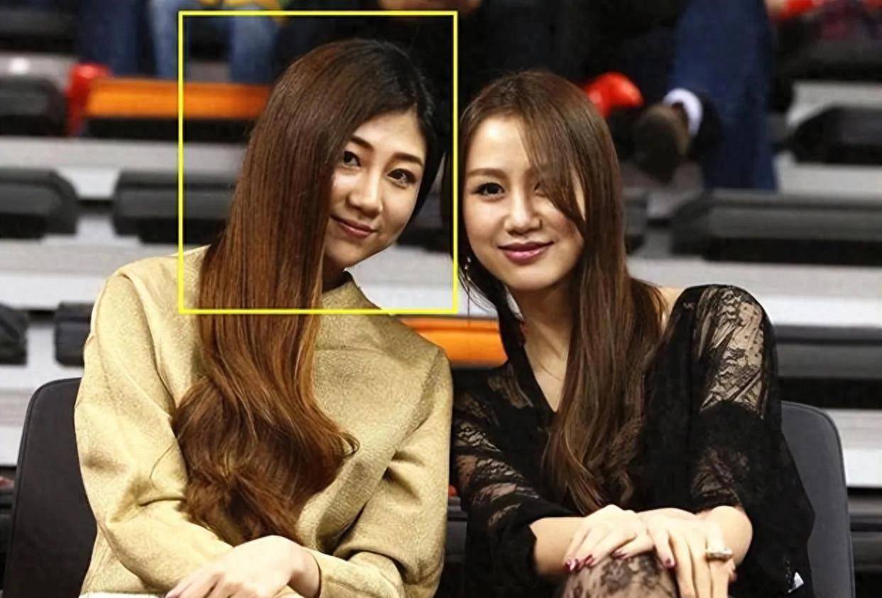 宏远老板娘久违现身!