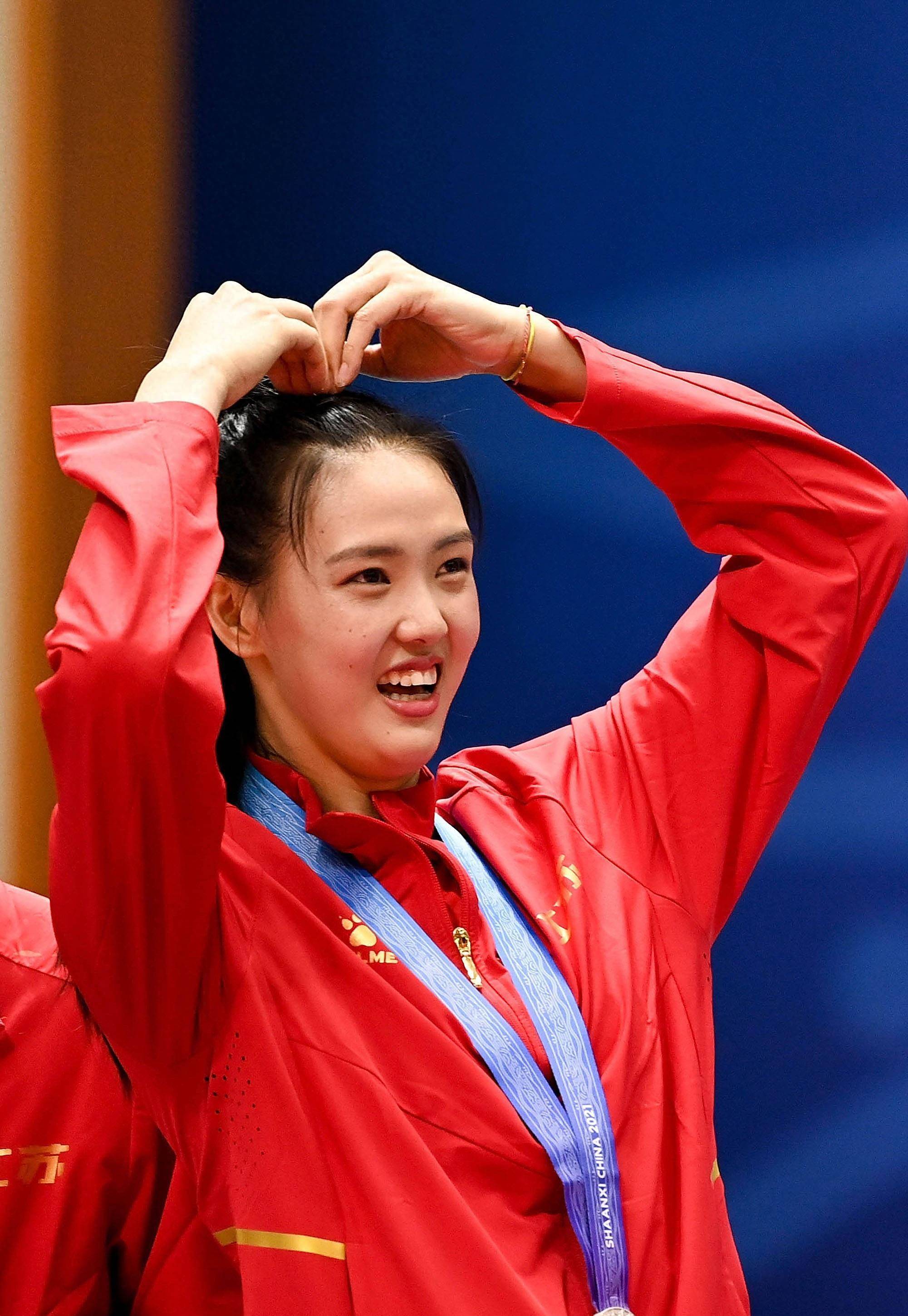 张常宁复出!你们的"全能战士"回来了_体育_一传_奥运会