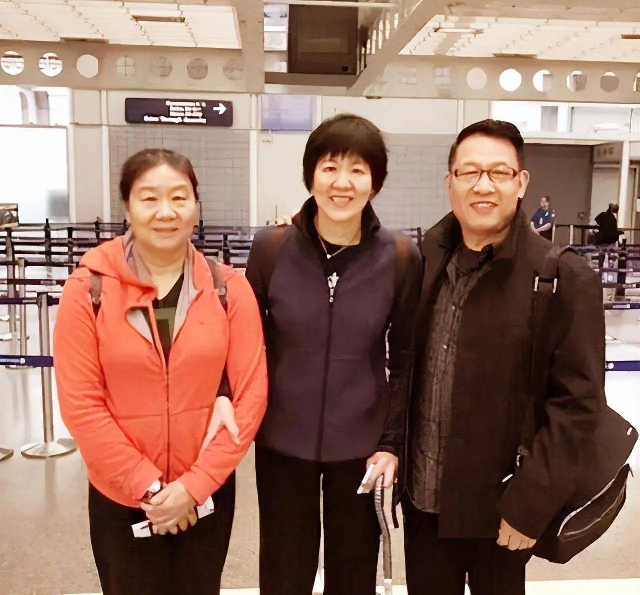 郎平_蓉芳_美国