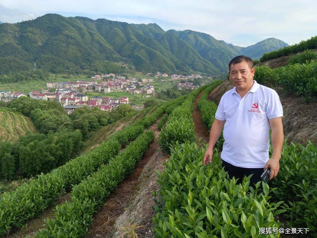 洋塘村的"金山银山"绿色食品"通行证"为更好地带动周边农民致富,公司
