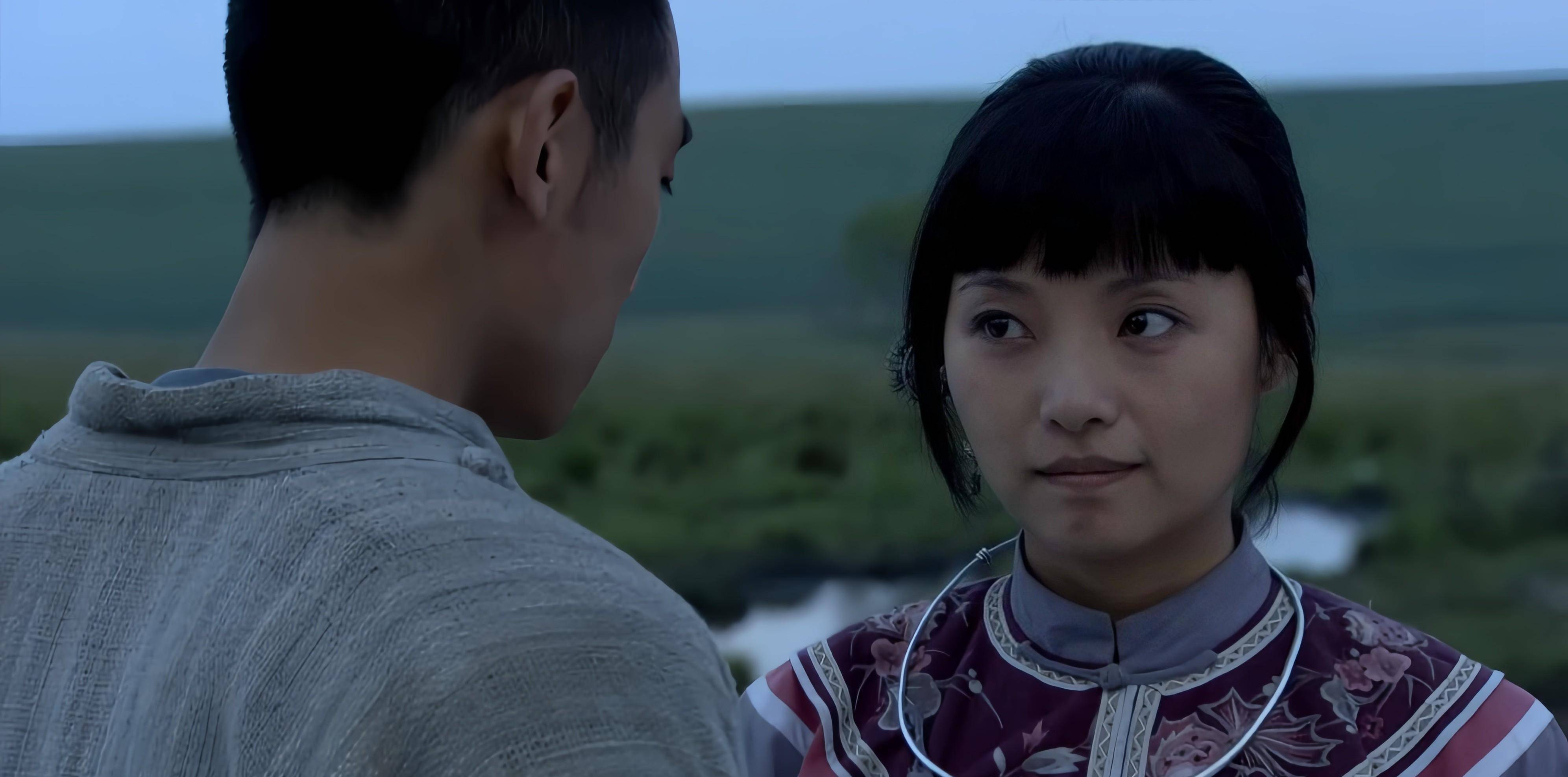 而赵苏婷饰演的红头巾则是《闯关东》中颜值最高的角色之一.