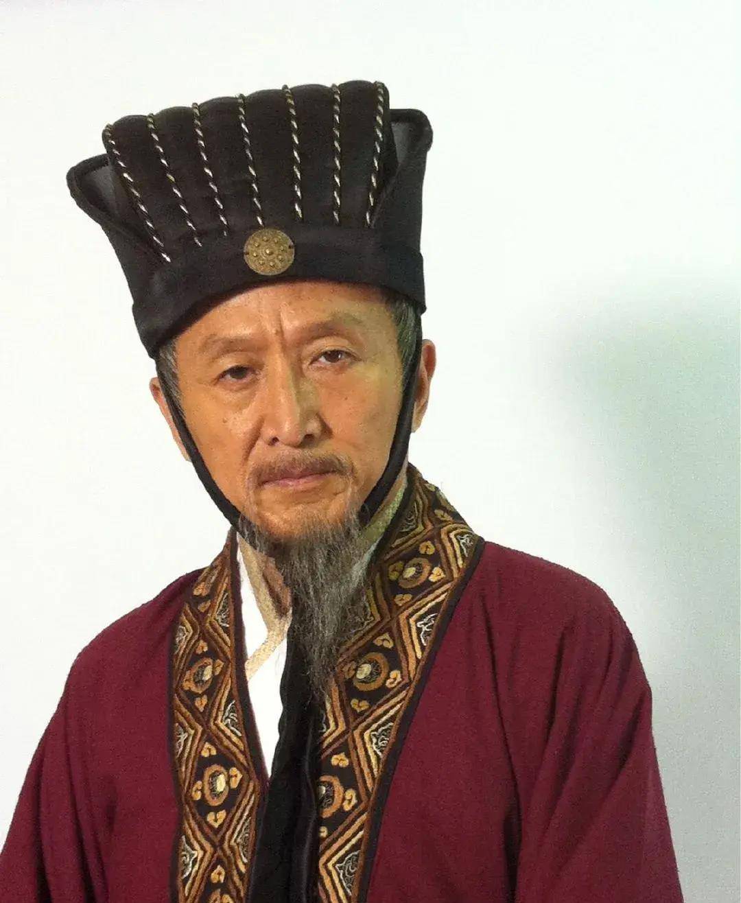 舒耀瑄:我这辈子最正确的决定,就是娶了小12岁妻子_朋友_孔晓妹_鼻子