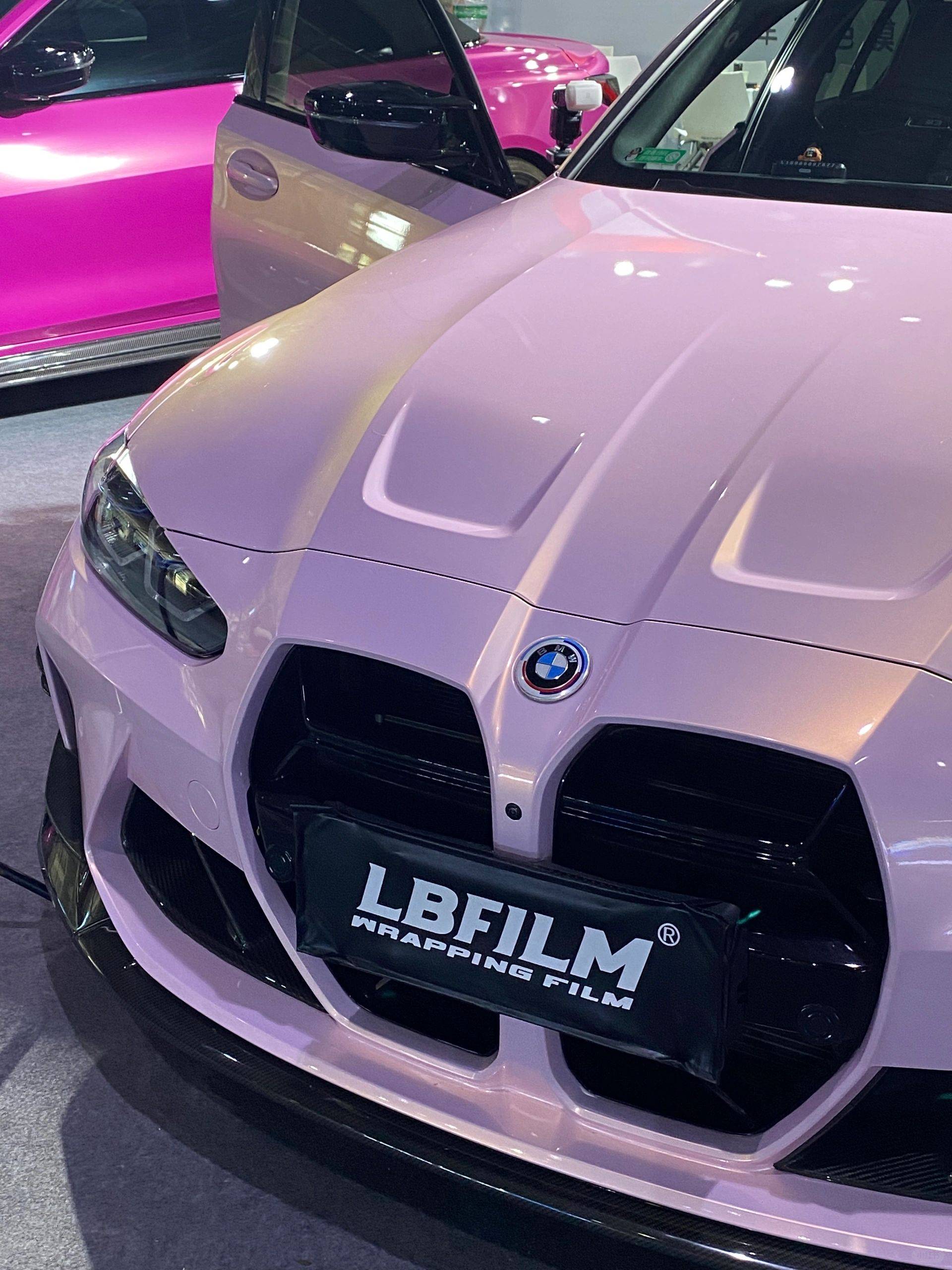 宝马lb改色膜新品液态金属香槟粉亮亮的粉色好高级