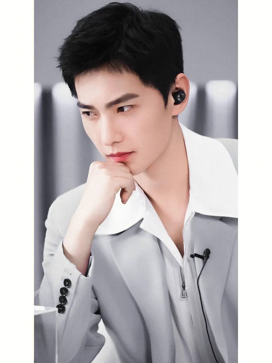 杨洋为啥跟贾士凯合作?赵丽颖与刘亦菲粉丝怎么开撕了?_id_影响_什么