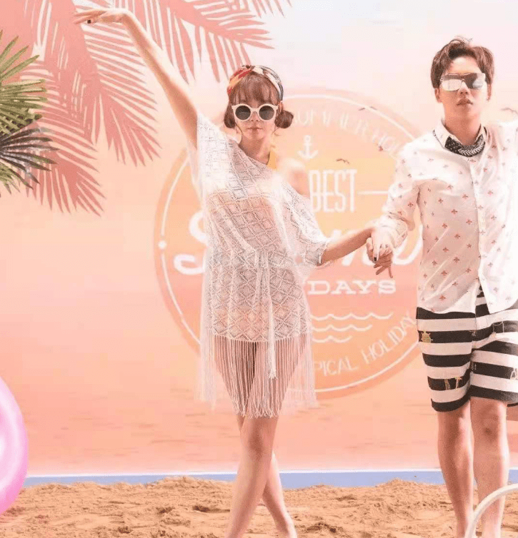 沈梦辰刘维早期写真曝光,时尚出镜酷似情侣,拍照动作被嘲太俗气_杜