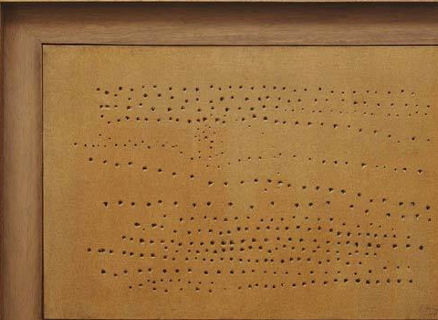 封塔纳认为:这幅作品让人意外的是它实在太过简单,只是在画布上简单的