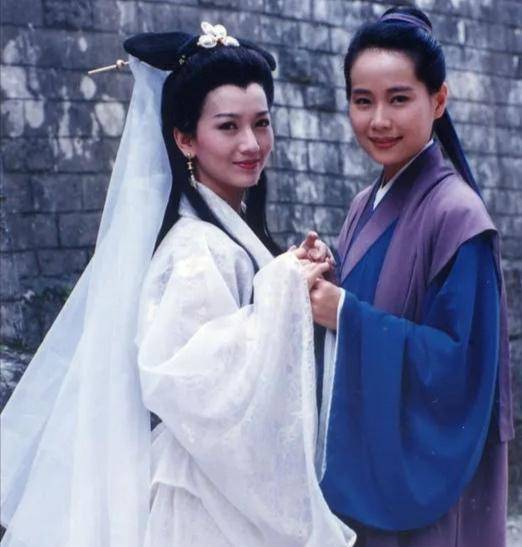"白娘子传奇"28年,赵雅芝与陈美琪幸福美满,只有叶童冷暖自知_生活