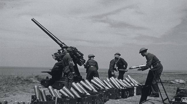 在希特勒的计划中,击败苏联之后,他的下一个目标是谁?_进攻_德国_英国