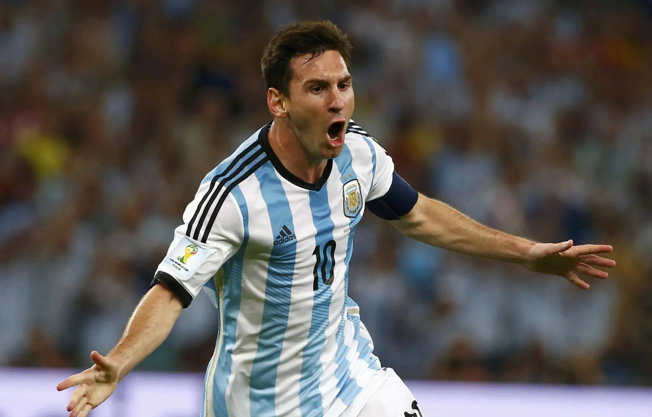 梅西与八个小金球二三事_决赛_巴萨_球迷