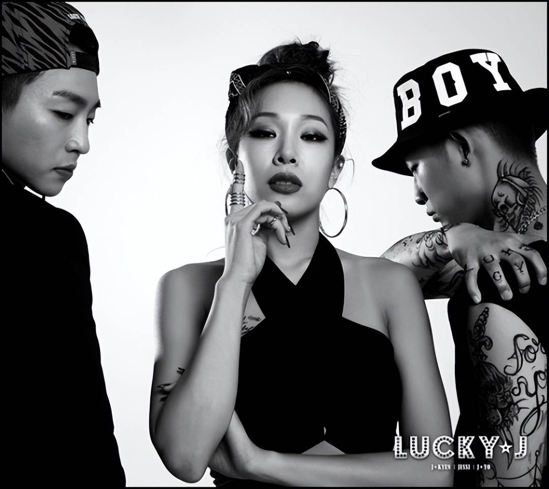 7点认识呛辣欧腻jessi,出道辛酸史,整形前模样曝光!_娱乐_单曲_歌曲