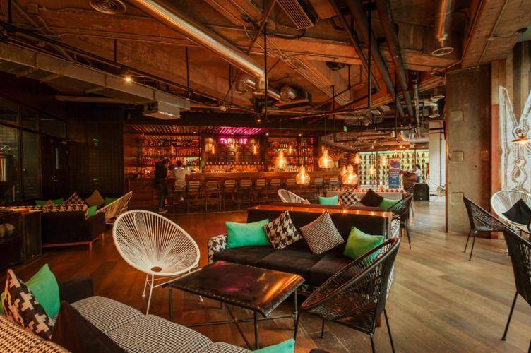 哪些工业元素可以在酒吧设计中使用_风格_氛围_装饰