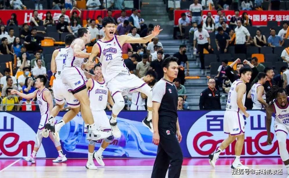 广东男篮爆冷负于天津,遭遇两连败_周琦_比赛_篮板