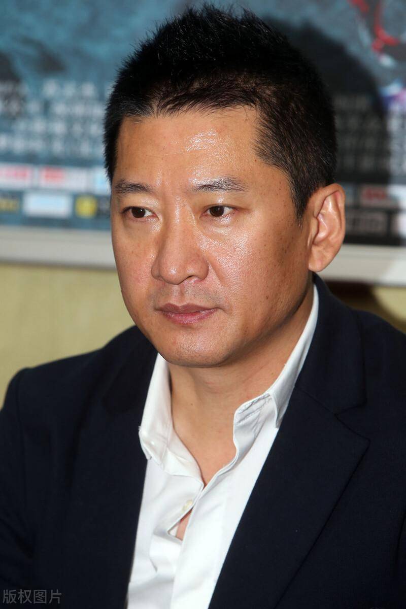 周杰的反转人生,从当红小生到被迫退圈,不止是因为强吻林心如_王琳