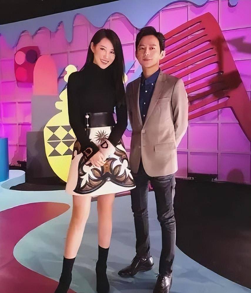 晒爱马仕浮云图走红,网红变百亿投资人_左岸_网友_奢侈品