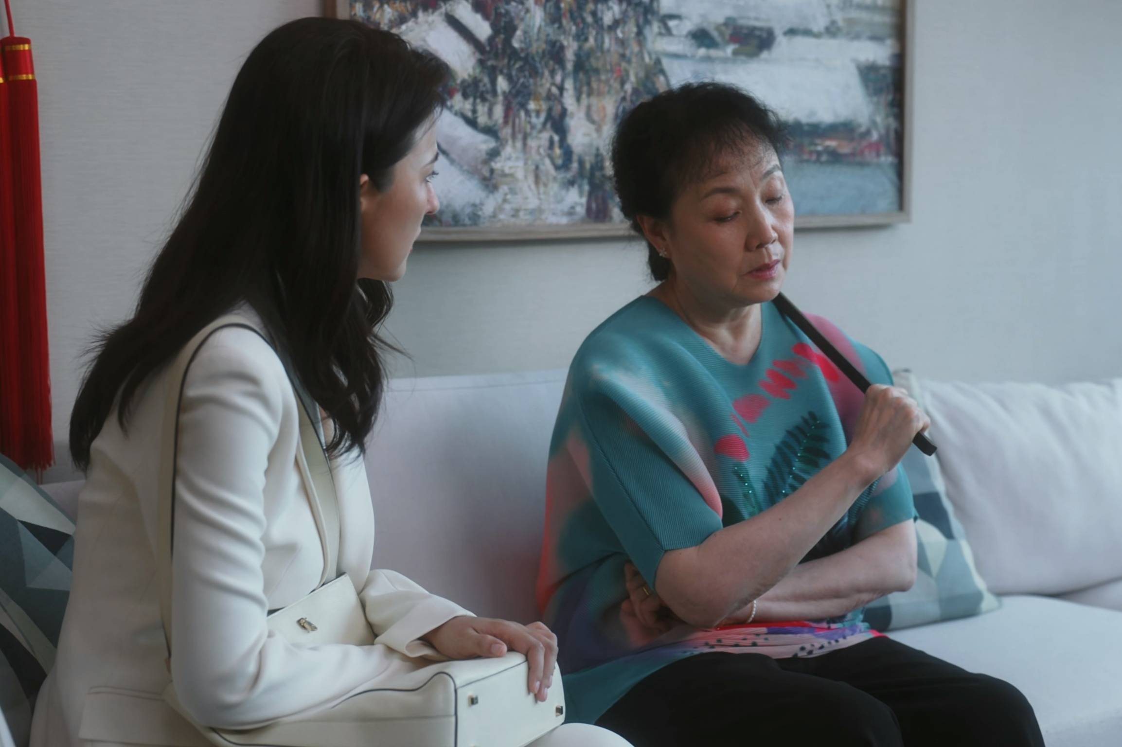 《无所畏惧》罗英子离婚也不懂,小保姆张士兰才是真正的狠角色_刘铭