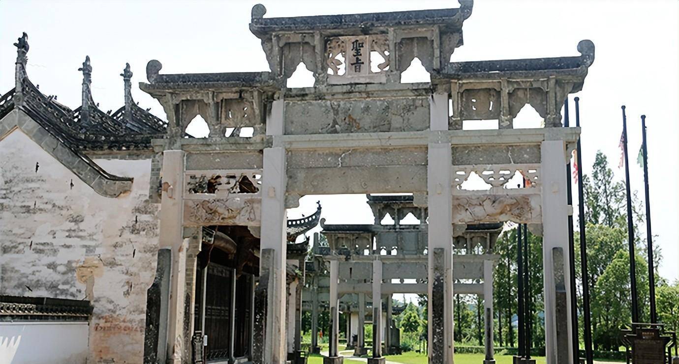 官员死后可以建牌坊吗？一品大员是标配，二品以下的就不一定了