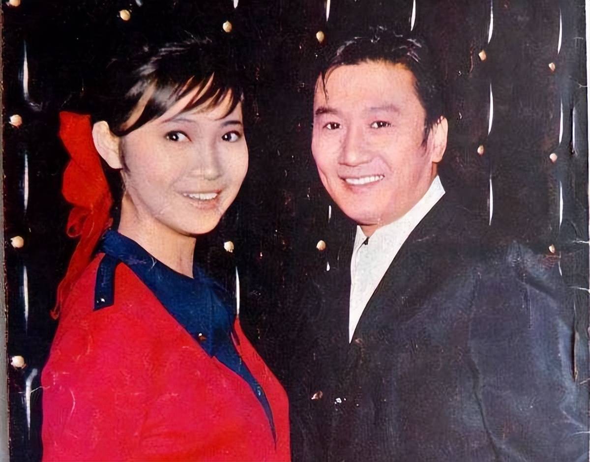 谢贤的前女友coco:恋爱12年无果,用青春换来2000万,如今怎样了_嘉玲