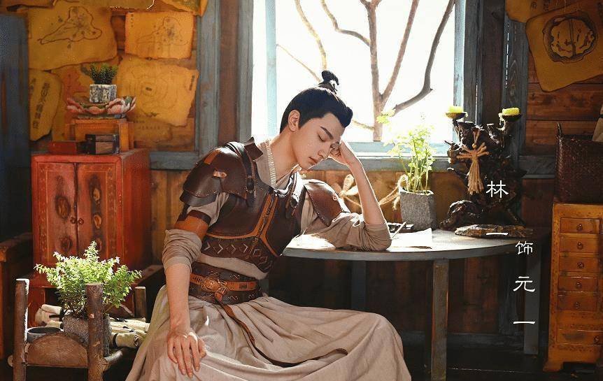 原创《玲珑》刚定档不久,赵今麦又有电影开机了,与男主是二次合作!