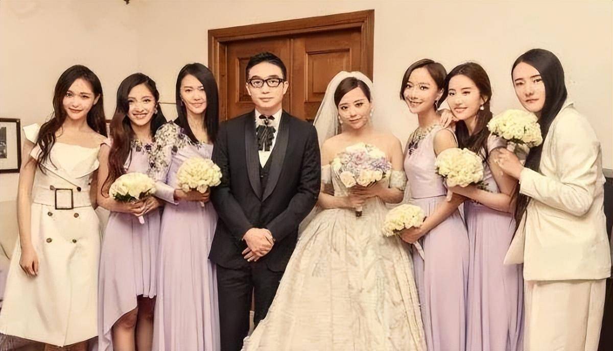 盘点女明星"伴娘之路",刘亦菲艳压新娘张靓颖,唐嫣伴娘都红了