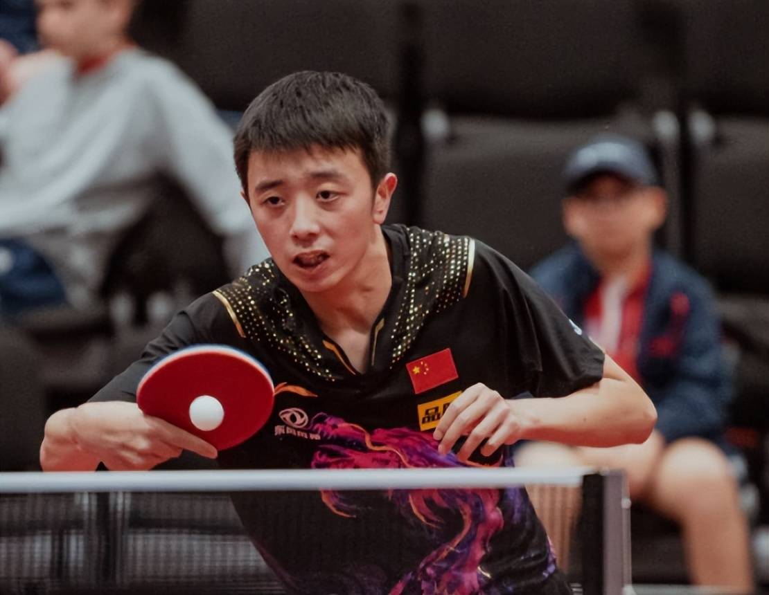 陈垣宇几度遇险,最终3-2险胜韩国球员朴奎炫,晋级太原常规挑战赛正赛