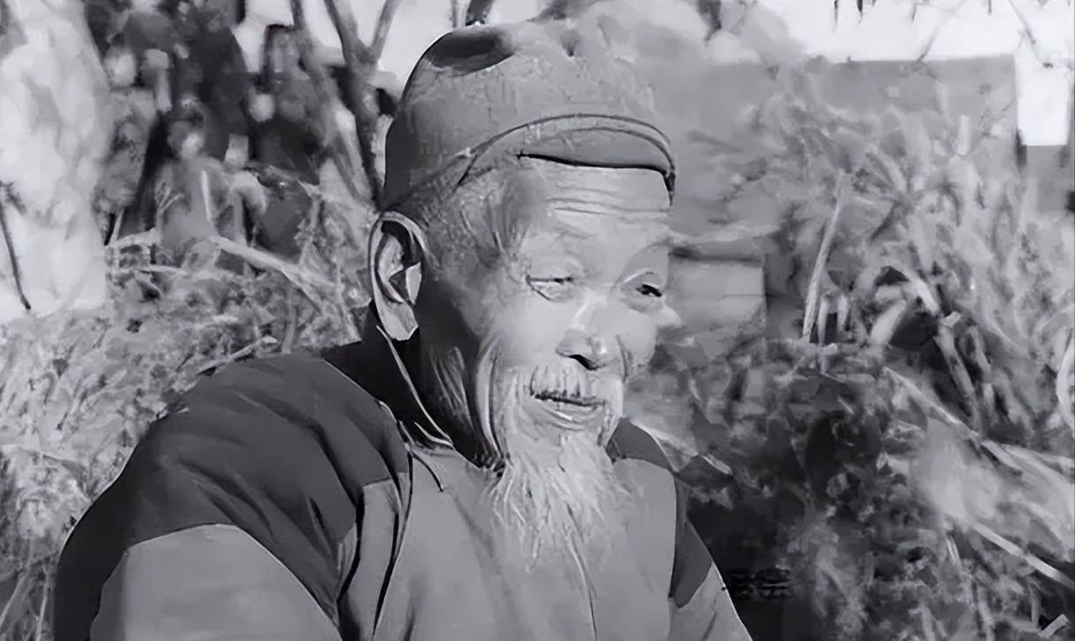 清朝最后一位刽子手邓海山,一生砍了300多个脑袋,晚年终遭报应_职业