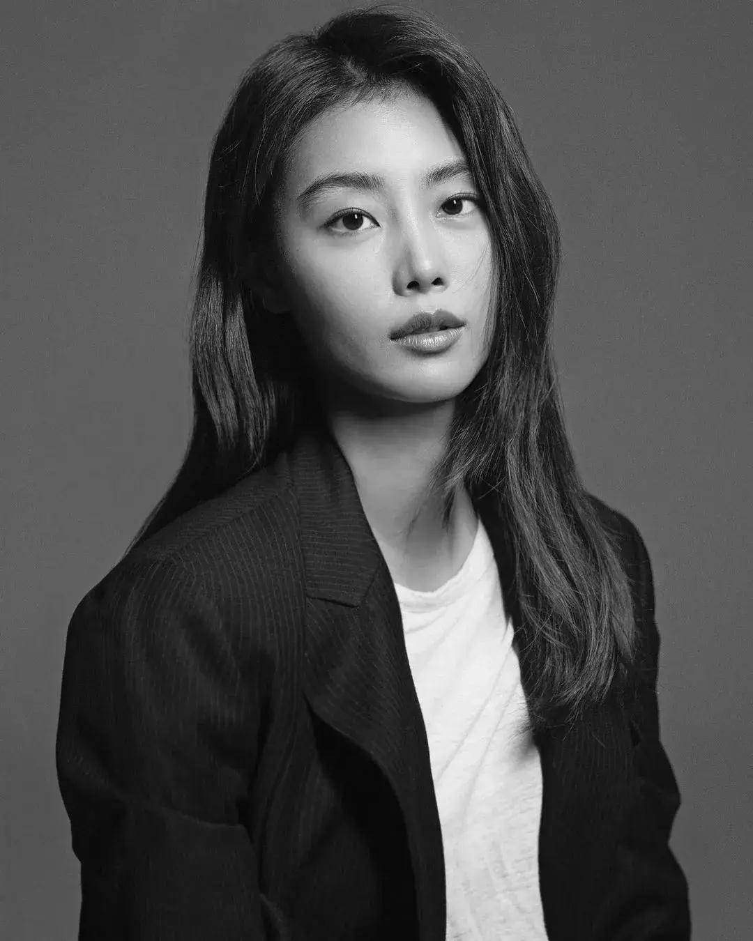 最出圈的猫系拽姐,"撩王"宋智雅到底有什么魅力_节目_嘉宾_好身材