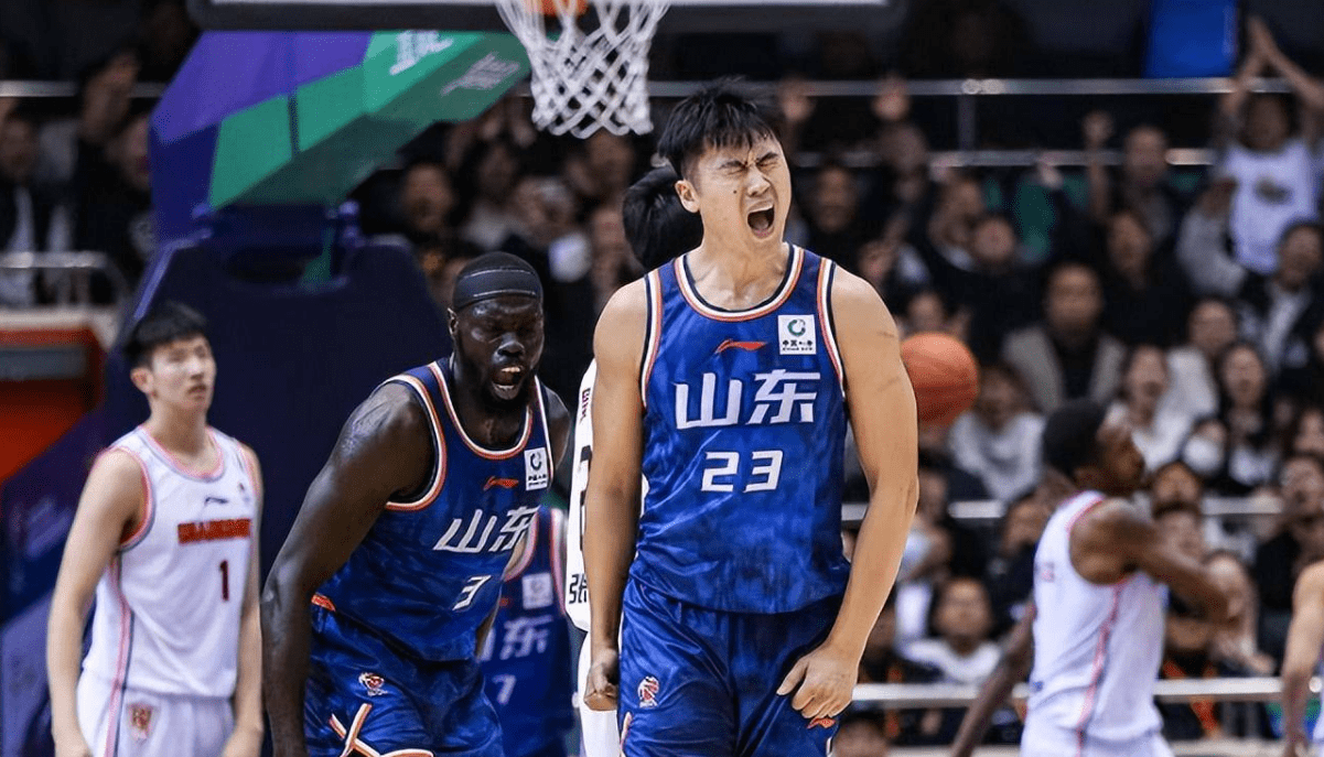 悬念揭晓!山东男篮太狠了,丁伟遭波维亚架空,新帅目标直指八强_主教练