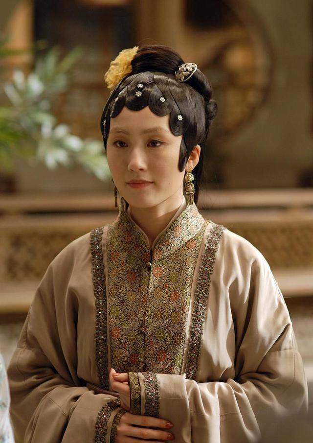 《红楼梦》主要人物李纨:曹雪芹笔下最为典型的封建妇