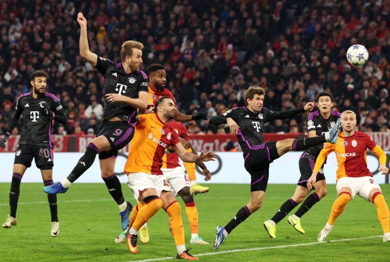 凯恩6分钟梅开二度,拜仁晋级16强,一战刷爆欧冠三大神迹!