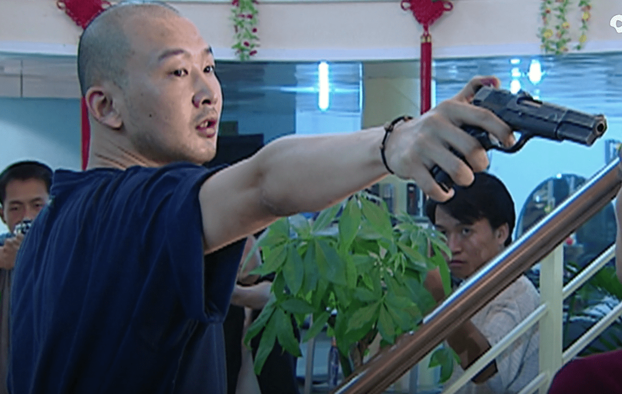 《重案六组》六位隐藏明星,刘奕君饰演小白脸,管虎扮演歹徒_陈蓉_张澍