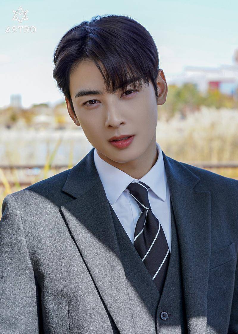 车银优韩剧中变身"打伞男神",网友吐槽公司,提高下修图技术吧_角色