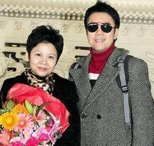 董文华:从歌坛天后到"无人问津",跌落的口碑到底是回不去了_张楠_舞台